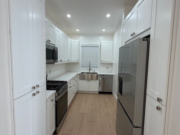 1250 Capitol Ave APT 4