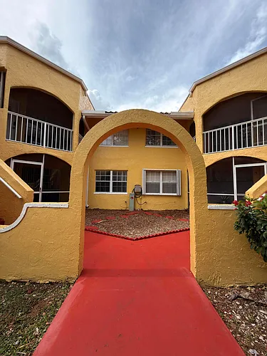 15605 SW 74th Circle Dr #4 Photo 1 15605 SW 74th Circle Dr #4 Photo 1