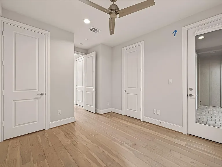 2218 Lou Ellen Ln #C — Photo 31