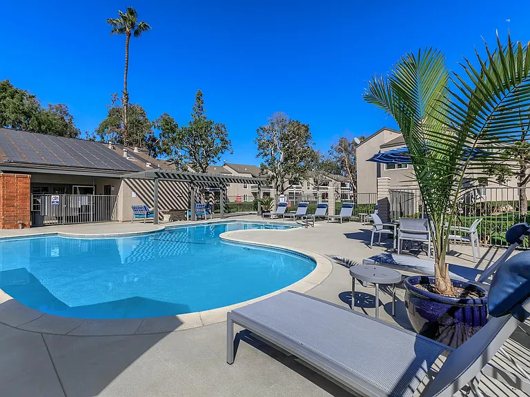 Peartree Apartments — Photo 13