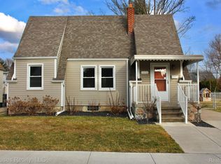 2243 Homeplace St, Dearborn, MI 48124