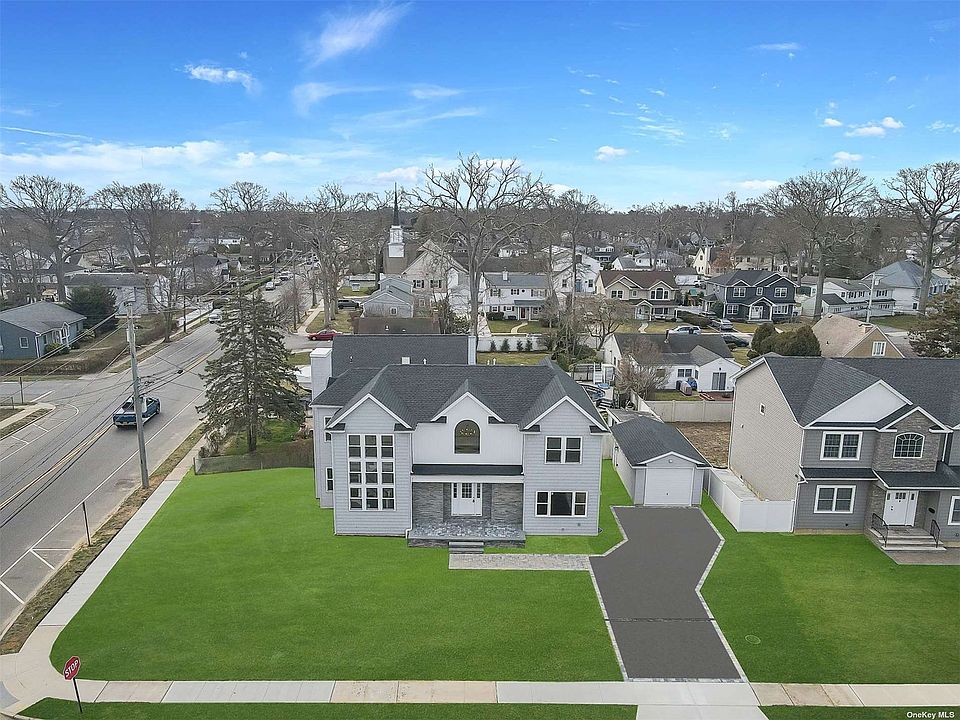 2 Polo Rd, Massapequa, NY 11758 MLS 3466564 Zillow