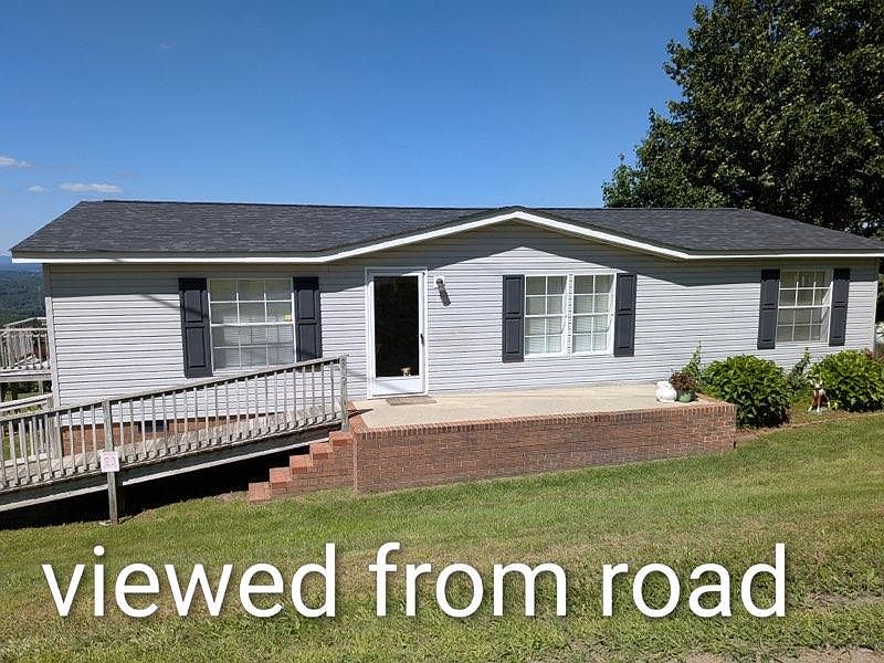 1st image of 802 Carrollview Rd