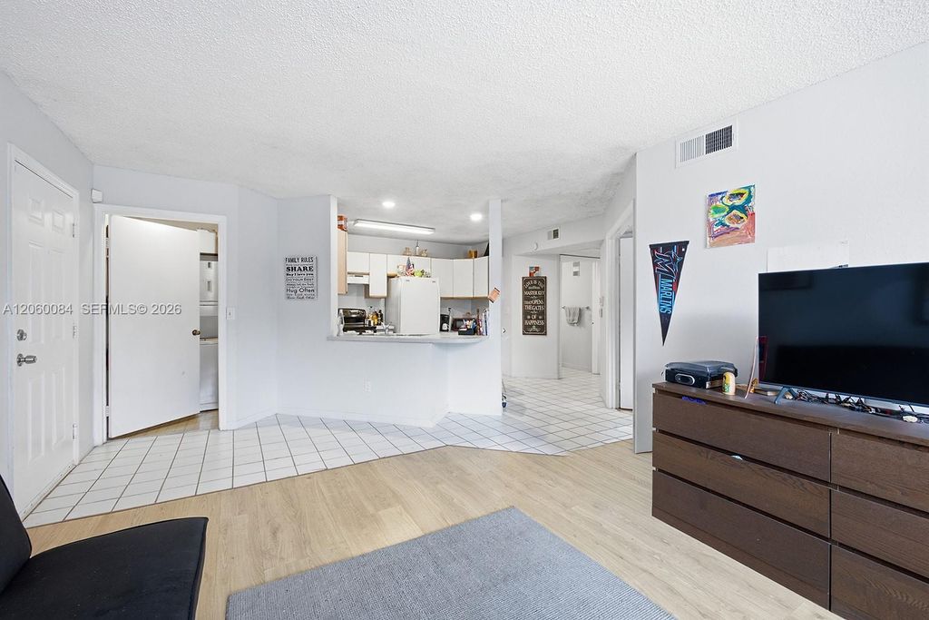 4045 W McNab Rd APT G110, Pompano Beach