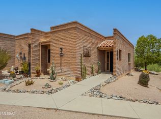 1336 W Desert Hills Dr, Green Valley, AZ 85622