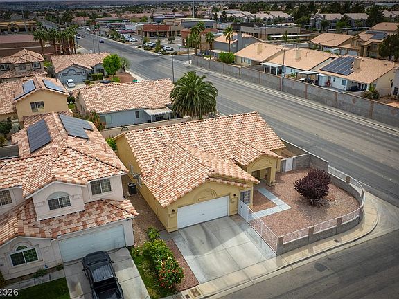2nd image of 8993 Crystal Lagoon Ct