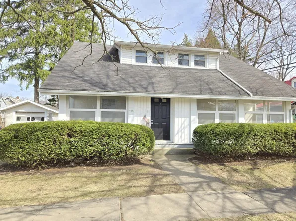 215 S Jefferson St, Galion, OH 44833