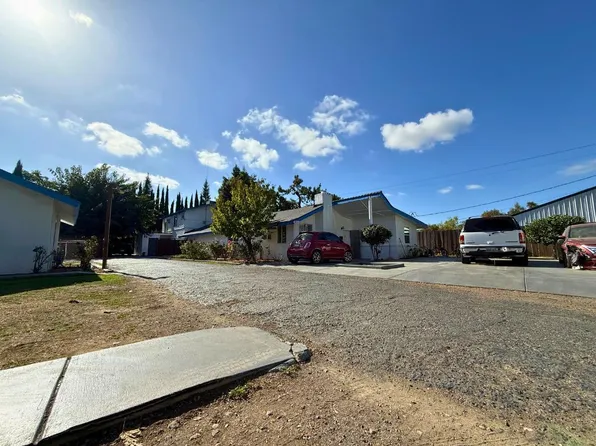 1736 Beverly Dr, Modesto, CA 95358