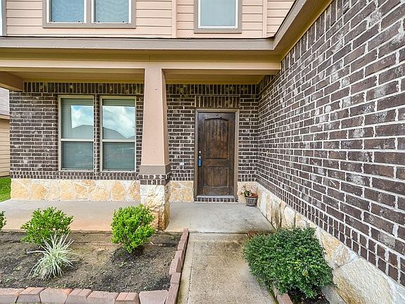 2nd image of 5526 Casa Calvet Dr