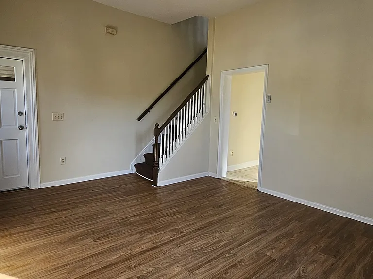 25 Dumont Ave #2 — Photo 6