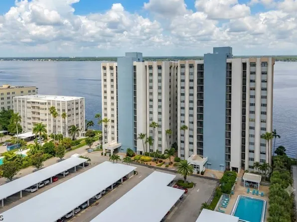1901 Clifford St APT 1003, Fort Myers, FL 33901