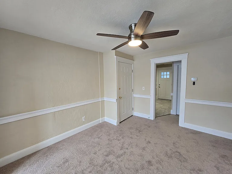 288 Pleasant St #7 — Photo 7