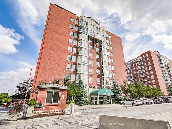 2nd image of 60 Old Mill Rd #Penthouse 1