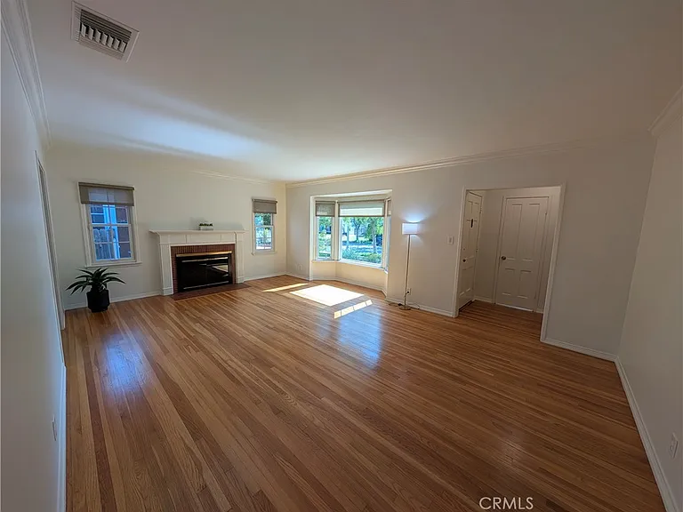582 N Sunnyslope Ave — Photo 8