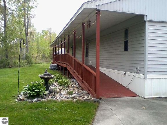 3rd image of 4200 Taral Terrace Dr