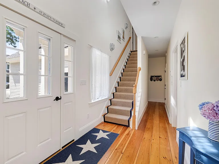14 Woodland Ave — Photo 31