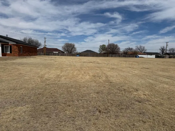 501 E Broadway St, Fritch, TX 79036