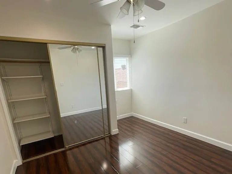 10539 Tinker Ave — Photo 7