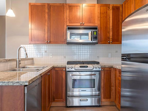 5th image of 4280 Moncton St #417