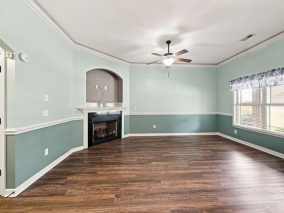5th image of 560 Semillon Ln