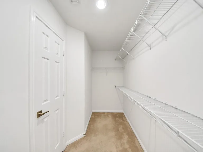 2511 Orchard Run — Photo 22