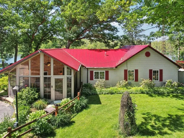 N3907 Wild Cat Road, Poynette, WI 53955