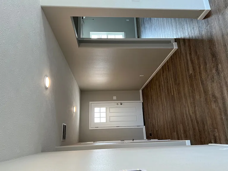 583-581 W Morgan St #581 — Photo 6