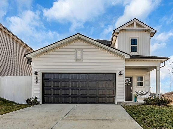 2nd image of 4200 Skyridge Dr