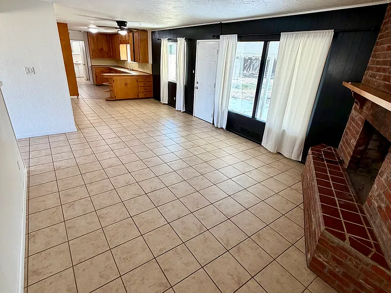 125 Maple Way — Photo 6