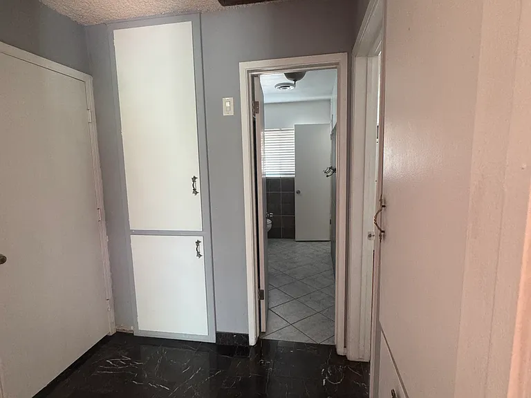 1919 Bridgeport Ave — Photo 15