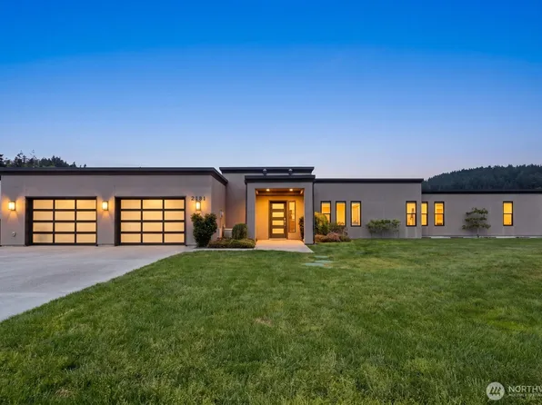 2181 Mariner Beach Drive, Oak Harbor, WA 98277