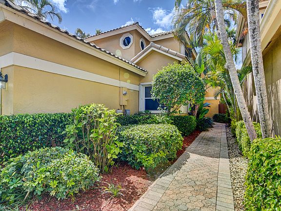 Home For Sale In Broken Sound Country Club