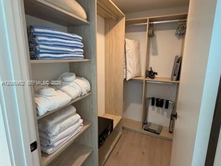 225 N Miami Ave #CU-2904 — Photo 18