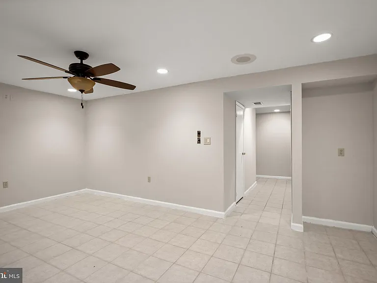 12405 Gooderham Way — Photo 27