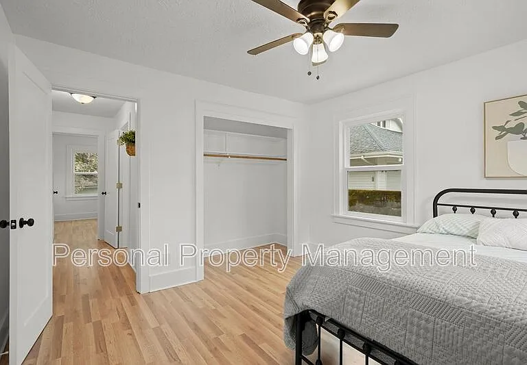 1346 NW Couch St — Photo 17
