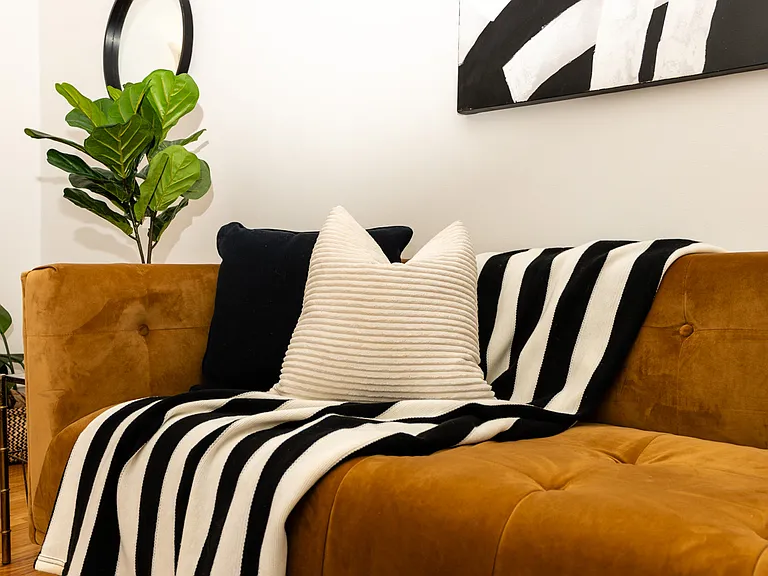 370 Stradbrook Ave #1 — Photo 5
