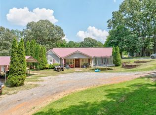 62 Grogan Hill Rd SE, Silver Creek, GA 30173