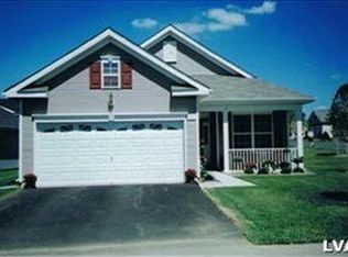 1937 Alexander Dr, Macungie, PA 18062