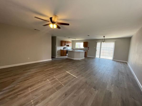 531 Cantebury Park Ln