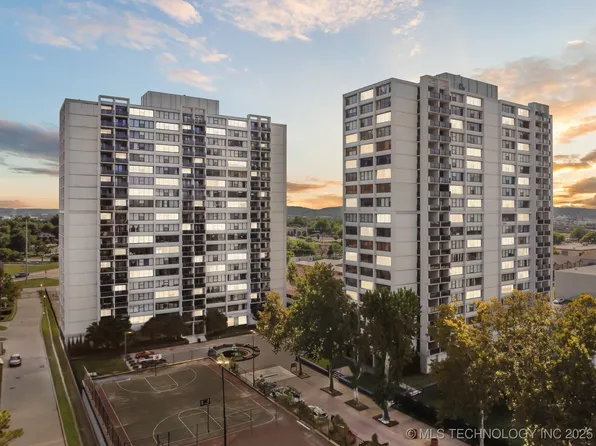 410 W 7th St APT 523, Tulsa, OK 74119