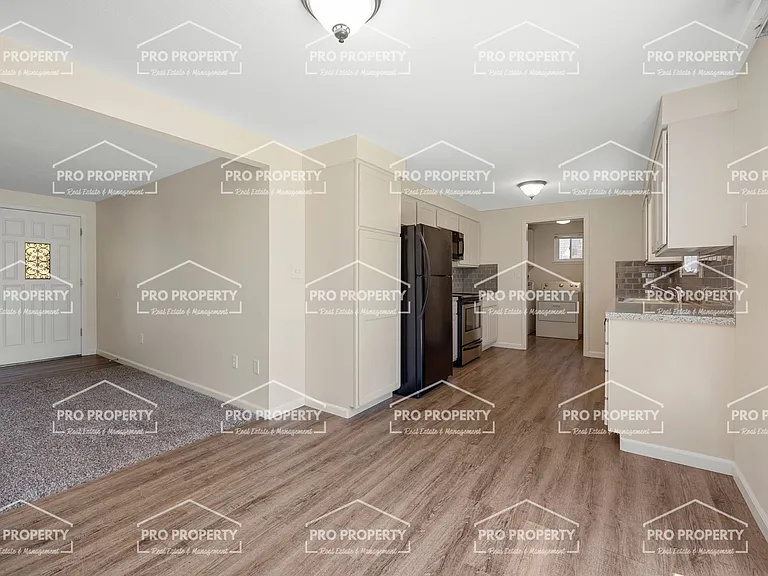 706 W 47th St — Photo 7