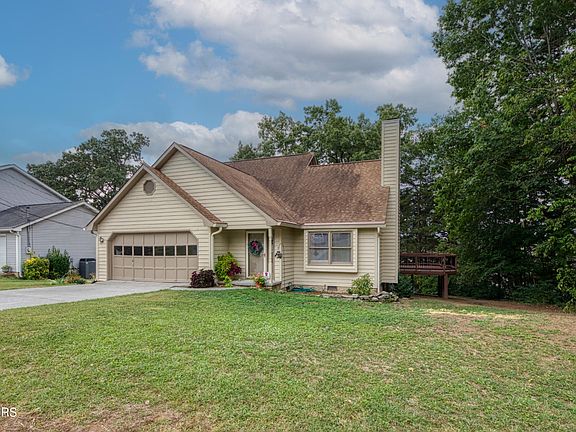 2nd image of 1408 Pheasants Glen Dr