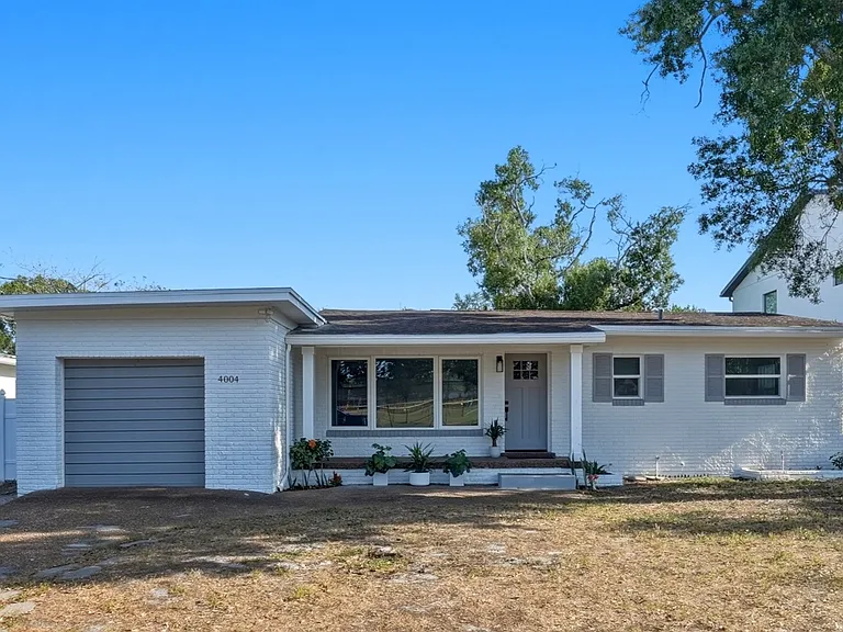 4004 W Watrous Ave — Photo 1