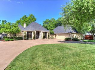 12701 Arrowhead Dr, Oklahoma City, OK 73120