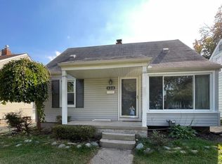 136 Girard Ave, Royal Oak, MI 48073