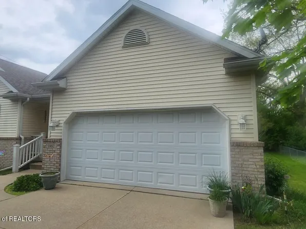 1992 Summit St, Holt, MI 48842