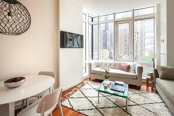 Rented by Town Residential | media 16