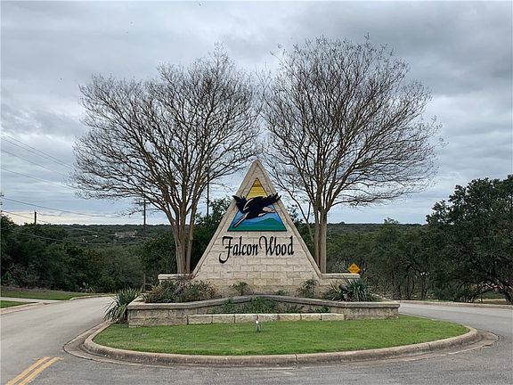 2nd image of 1429 Falconwood Dr