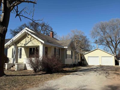 3114 Forest Ave, Great Bend, KS, 67530
