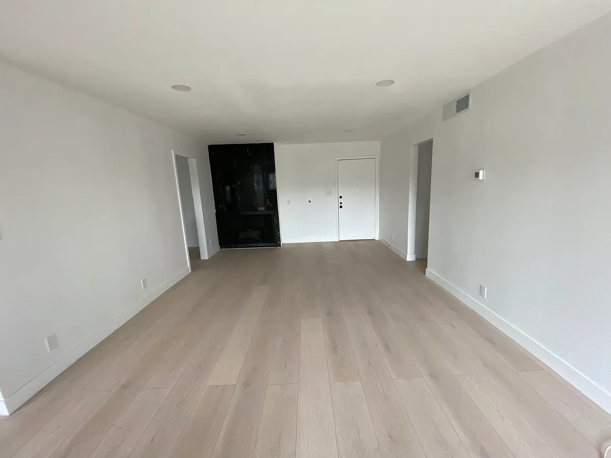 Living Room facing front door - 125 S Sierra Madre Blvd #109